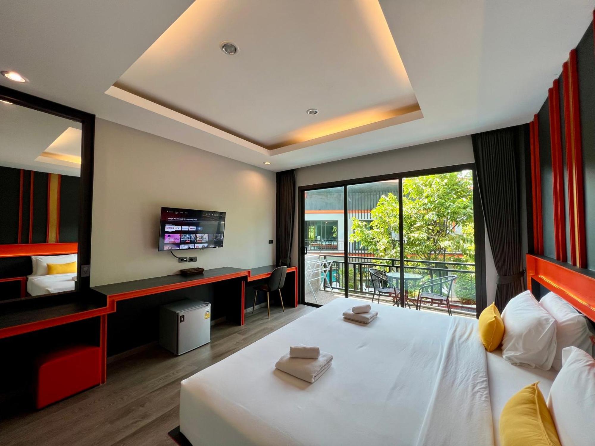 Wow Phuket Otel Dış mekan fotoğraf