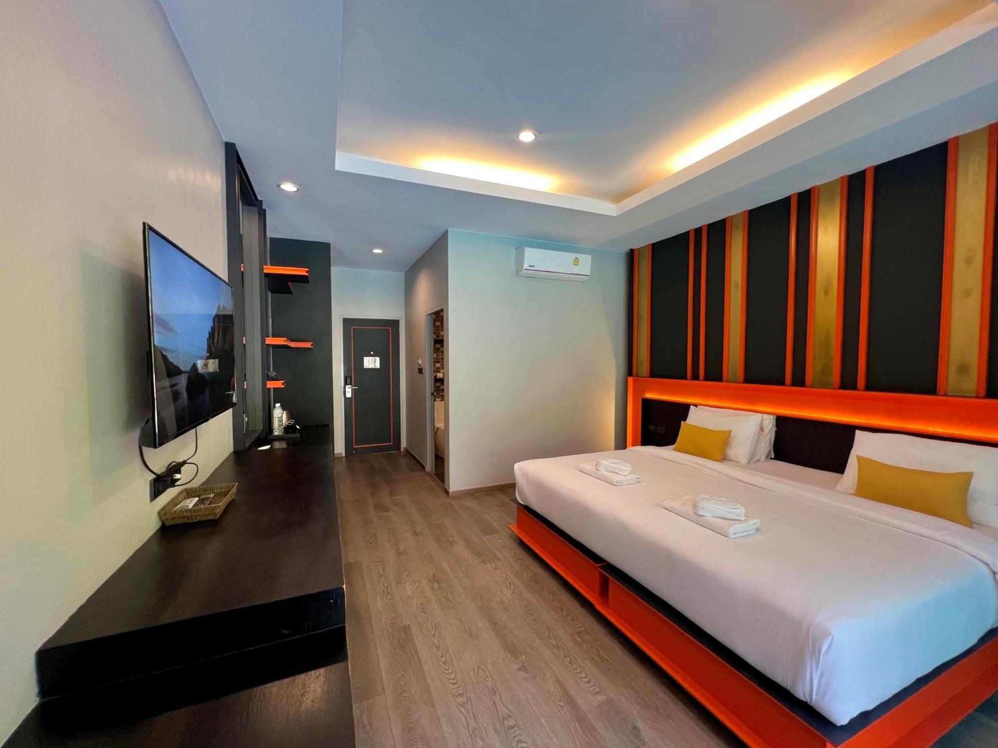 Wow Phuket Otel Dış mekan fotoğraf